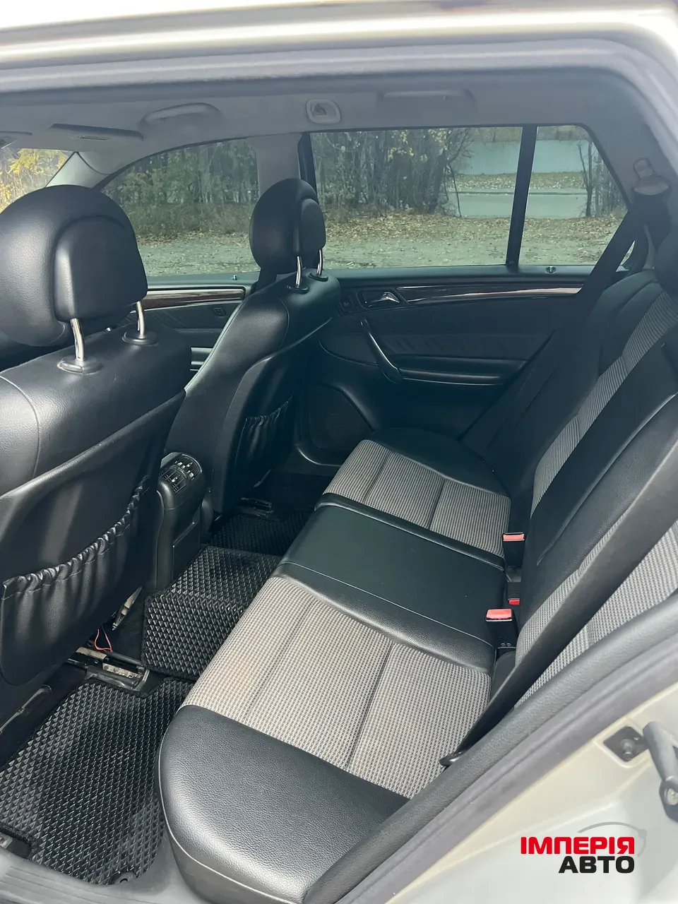 Mercedes-Benz C-Класс - фото 7