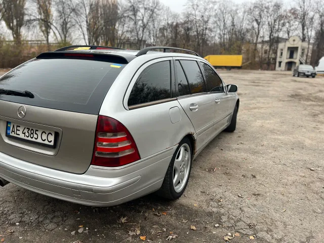 Mercedes-Benz C-Класс - фото 2