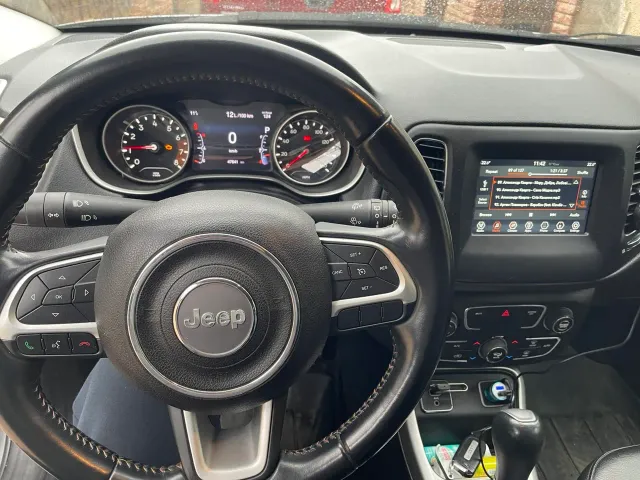 Jeep Compass - фото 5