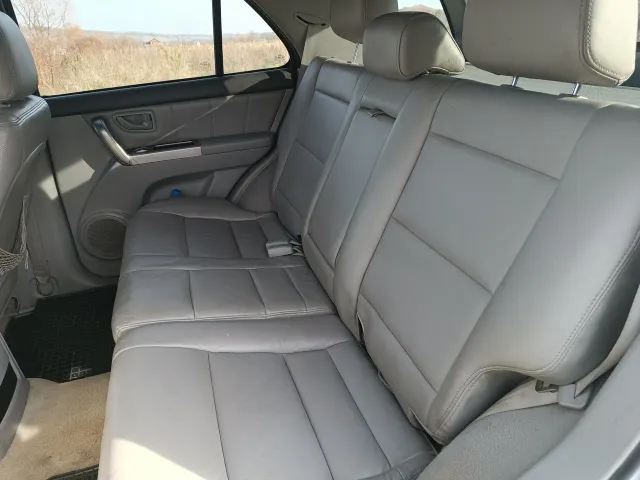 Kia Sorento - фото 4