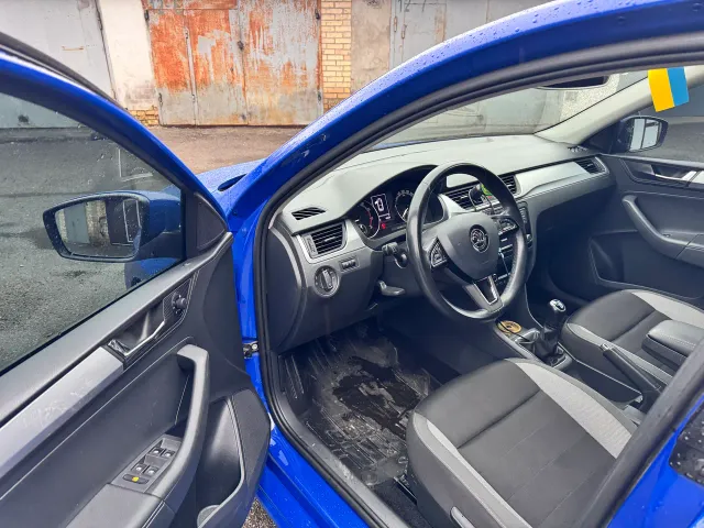 Skoda Rapid - фото 5