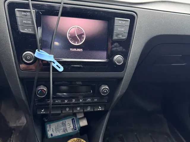 Skoda Rapid - фото 2