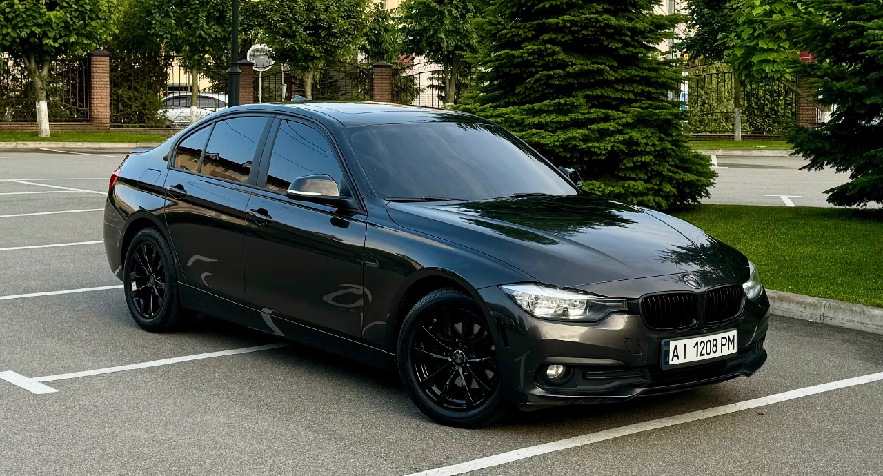 BMW 3 серії 2015, Вишневе, $14 900 - зображення 1