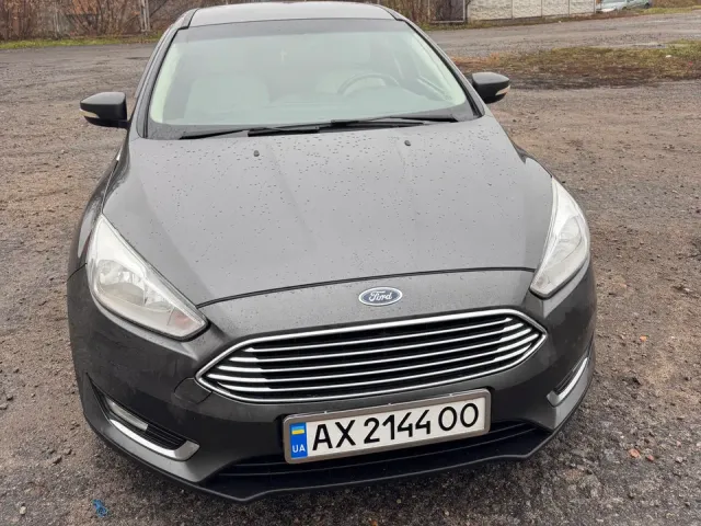 Ford Focus - фото 2