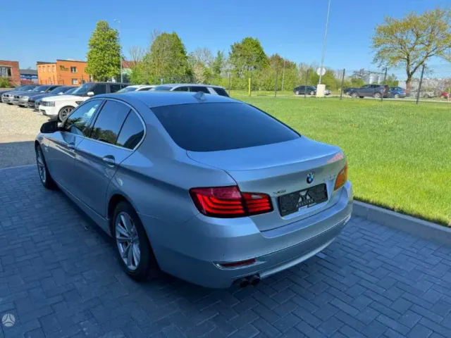 BMW 5 серії - фото 2