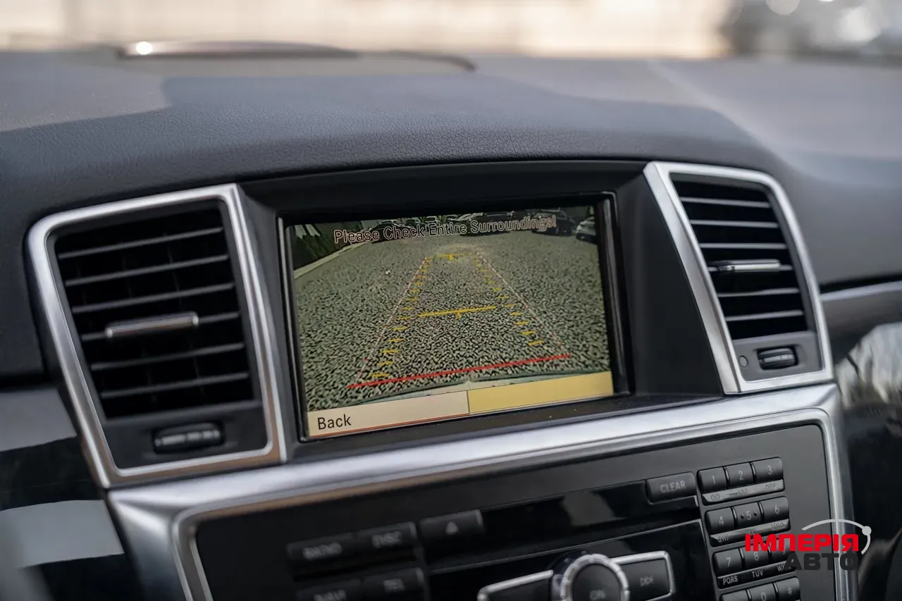 Mercedes-Benz M-Класс - фото 26