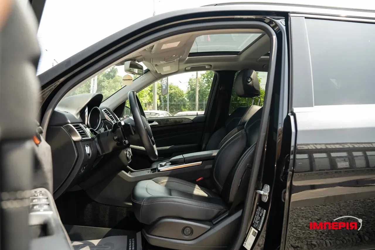 Mercedes-Benz M-Класс - фото 15