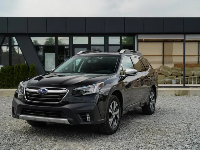 Subaru Outback - фото 1