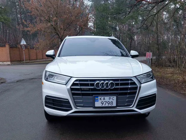 Audi Q5 - фото 5