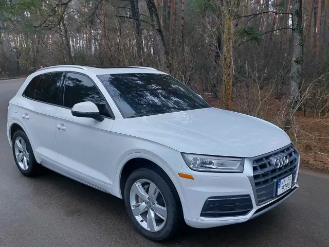 Audi Q5 - фото 4