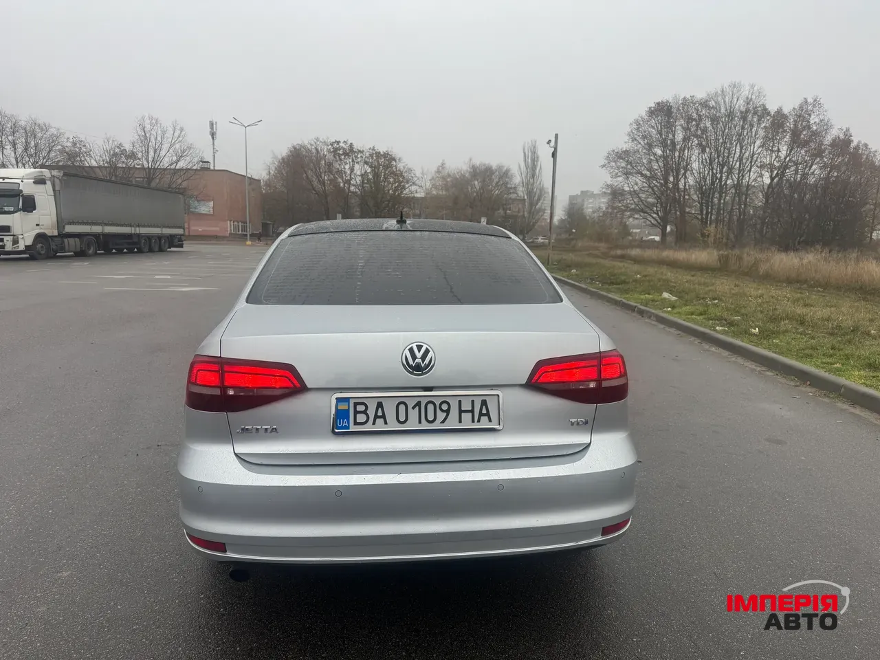 Volkswagen Jetta - фото 8