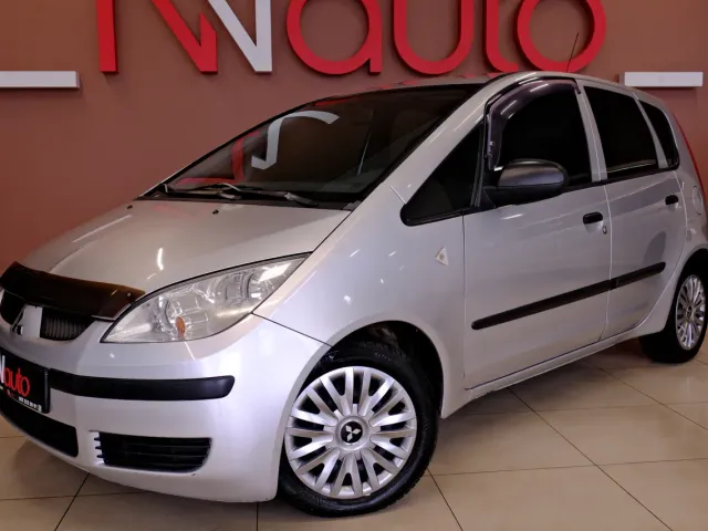 Mitsubishi Colt - фото 2