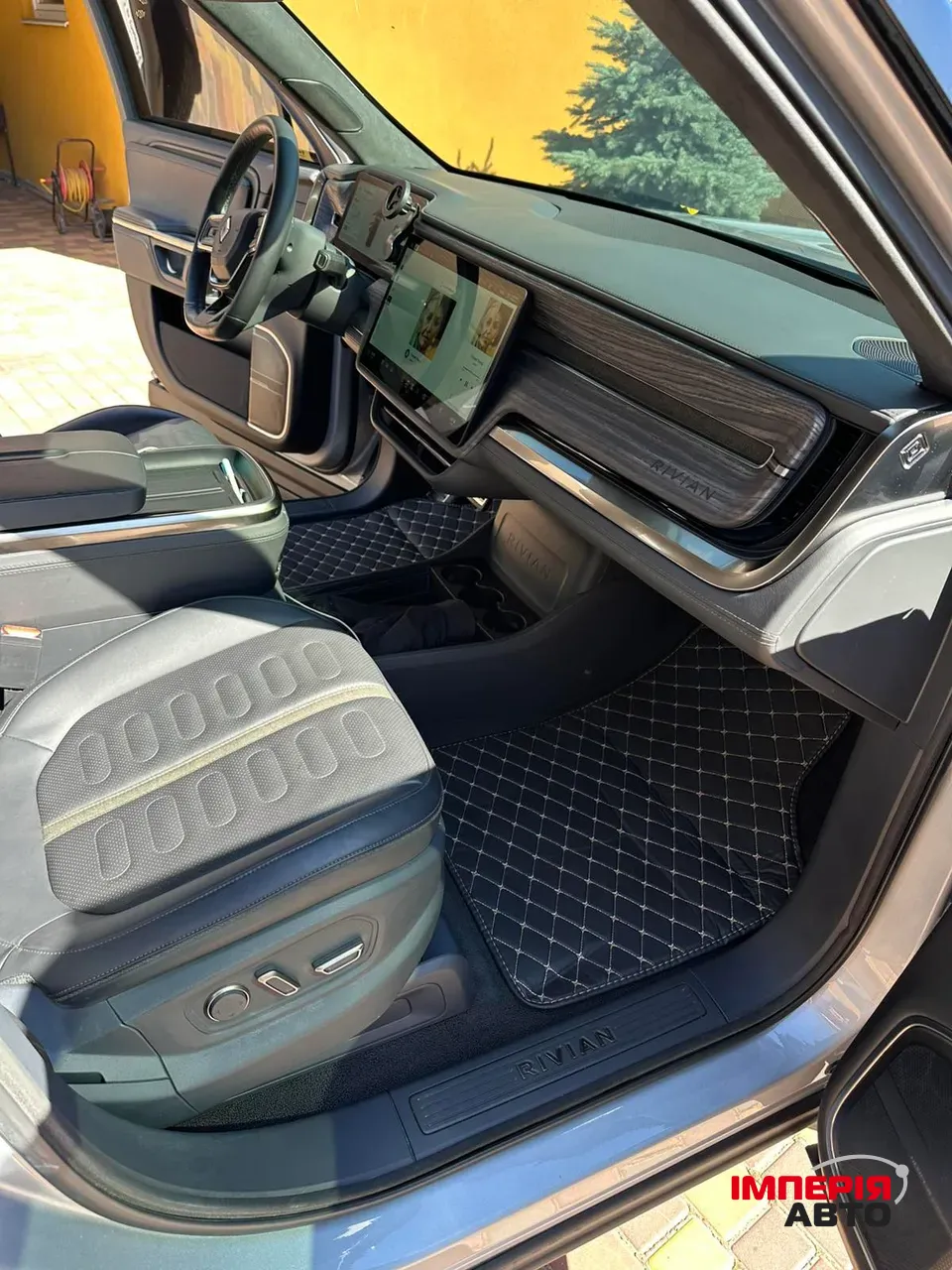 Rivian R1T - фото 4