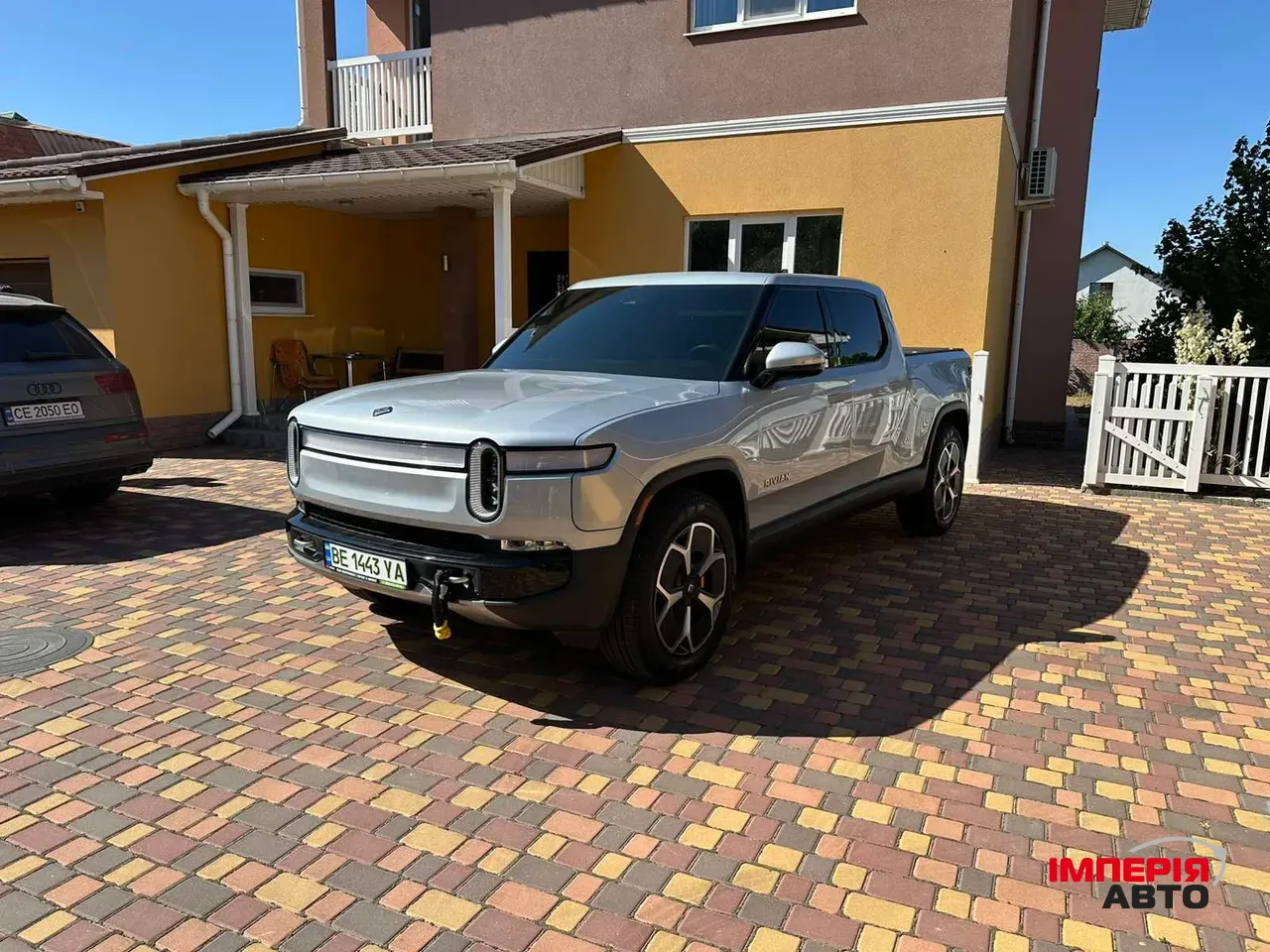 Rivian R1T - фото 15