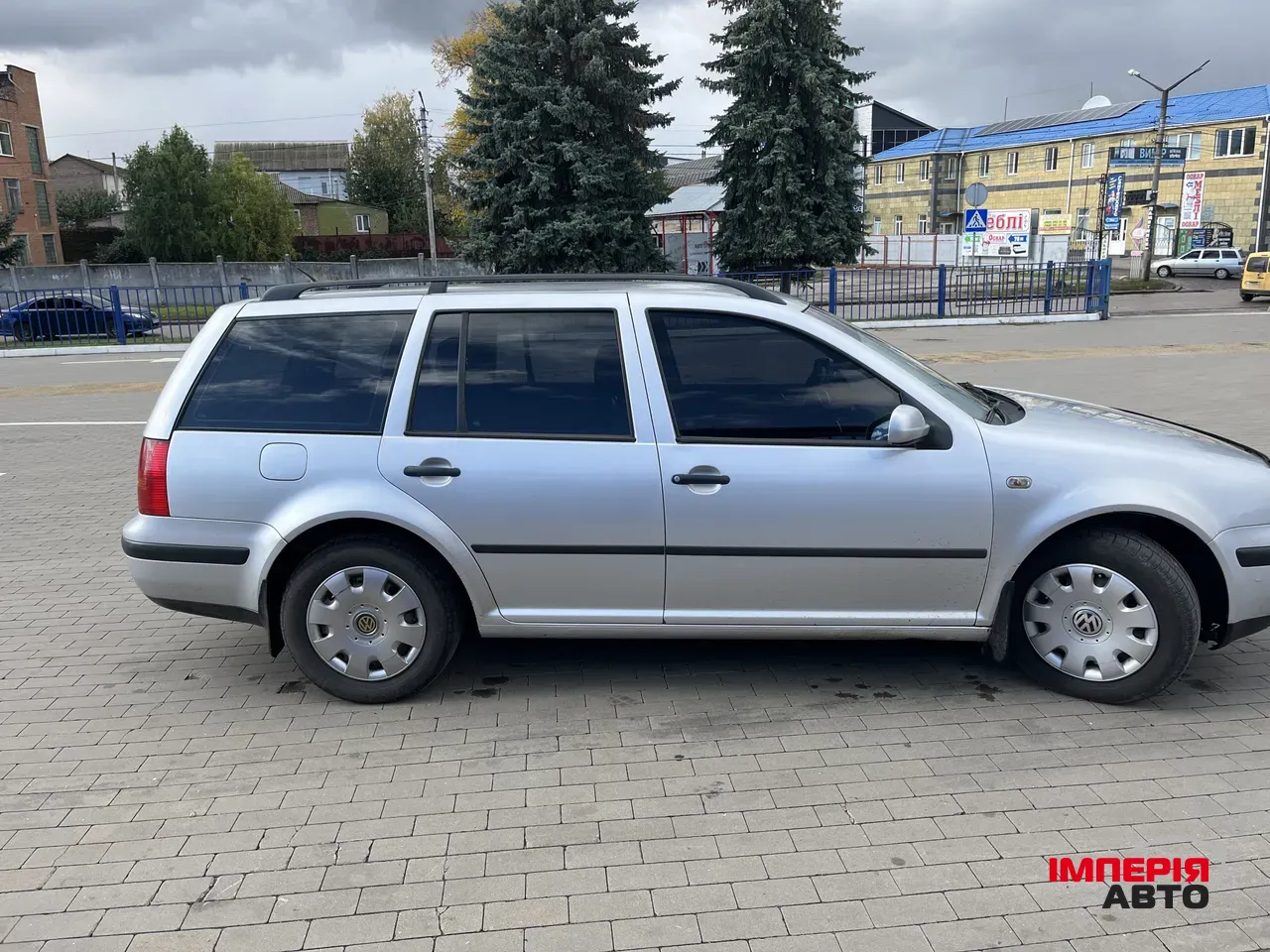 Volkswagen Golf - фото 4