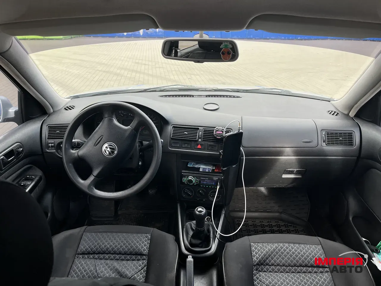 Volkswagen Golf - фото 10