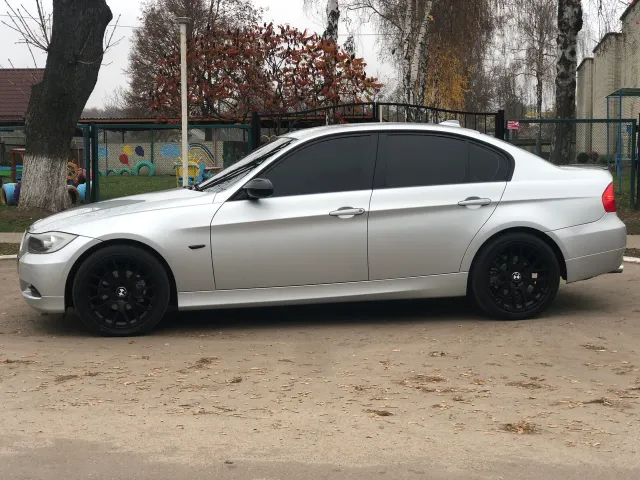 BMW 3 серії - фото 3