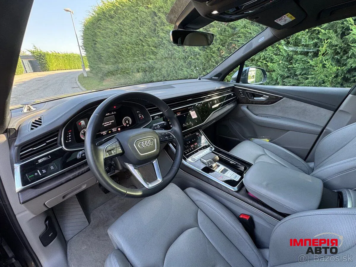 Audi Q7 - фото 5