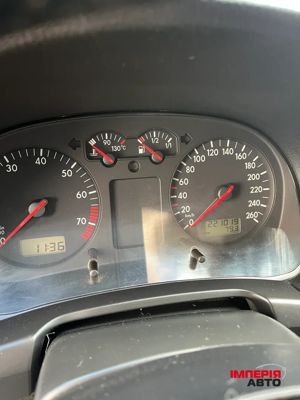 Volkswagen Bora - фото 4