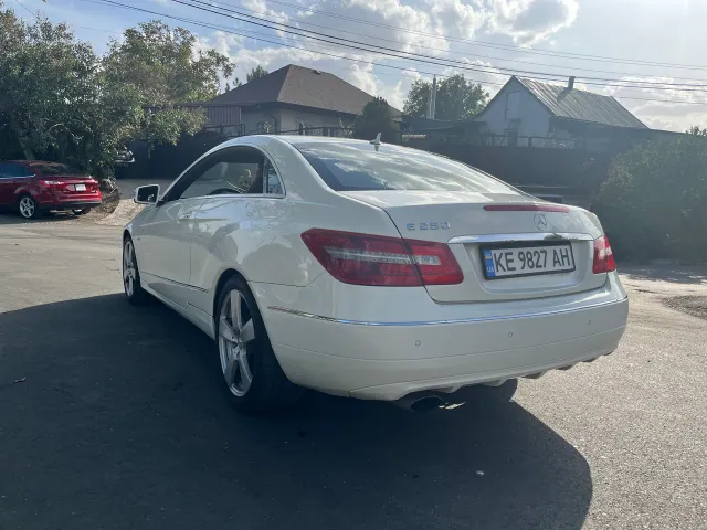 Mercedes-Benz E-Класс - фото 3