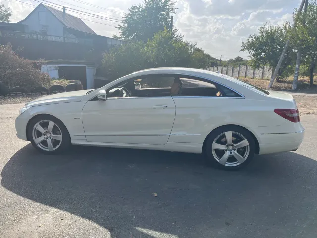 Mercedes-Benz E-Класс - фото 1