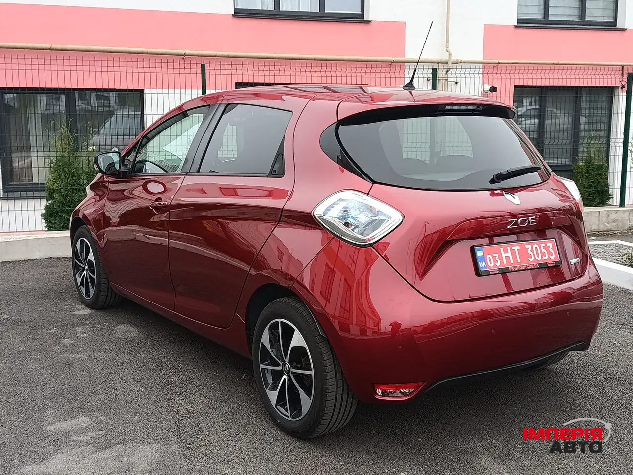 Renault ZOE - фото 11