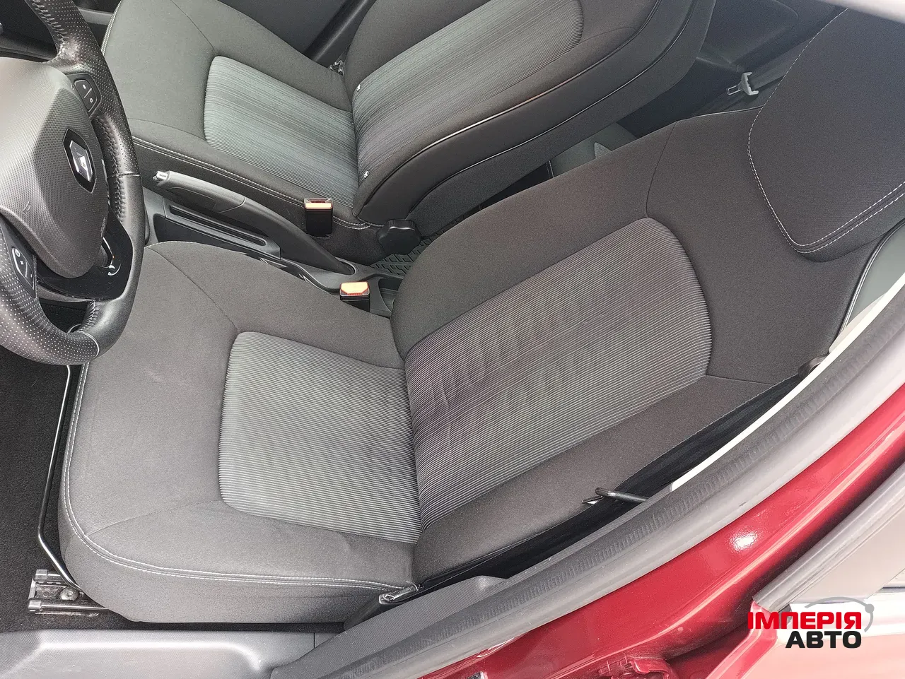 Renault ZOE - фото 22