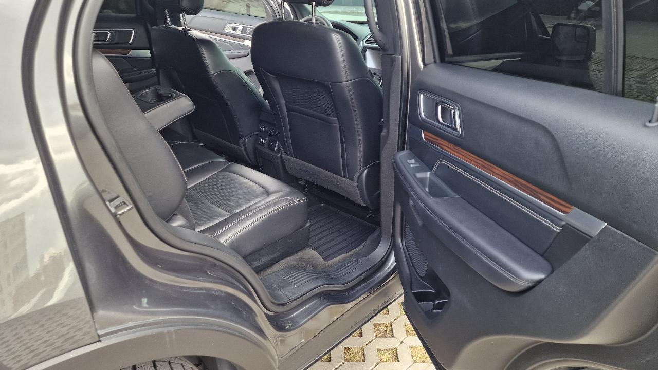 Ford Explorer - фото 15