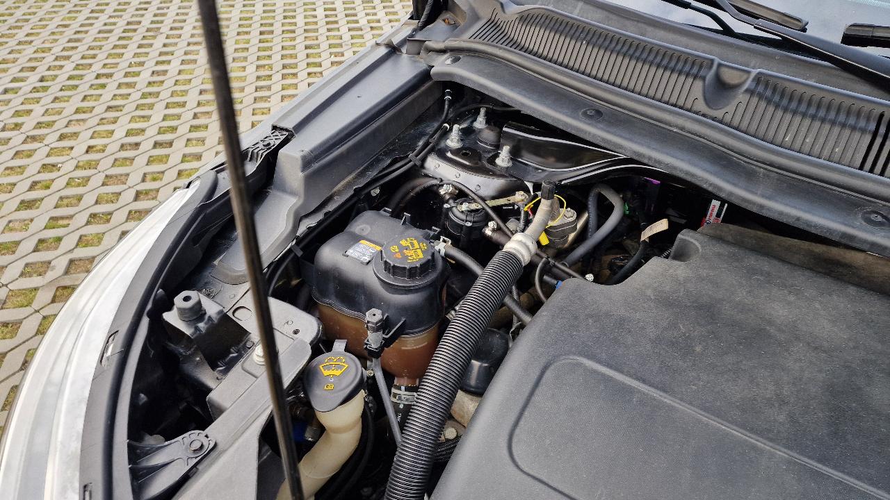 Ford Explorer - фото 32