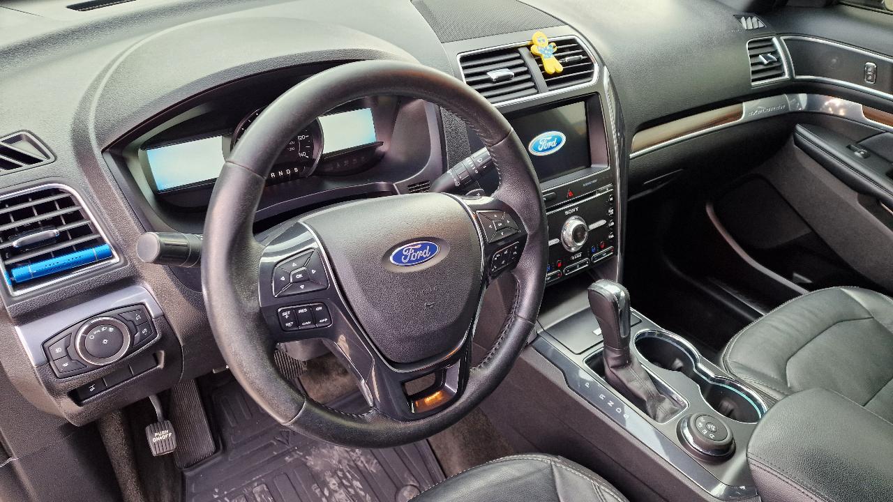 Ford Explorer - фото 23