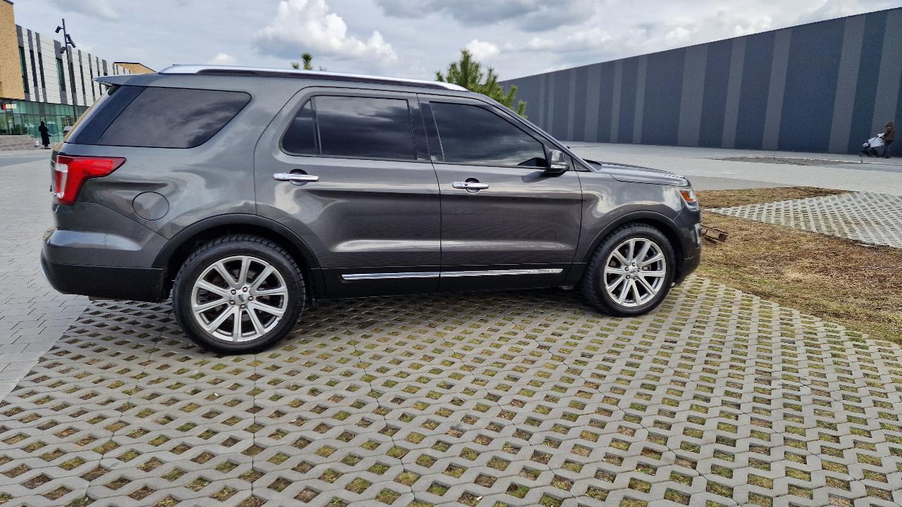 Ford Explorer - фото 10