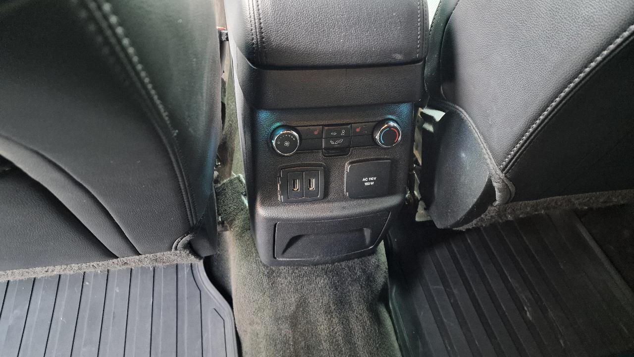 Ford Explorer - фото 36