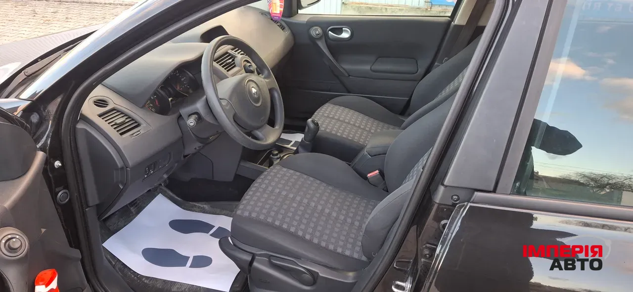 Renault Megane - фото 16