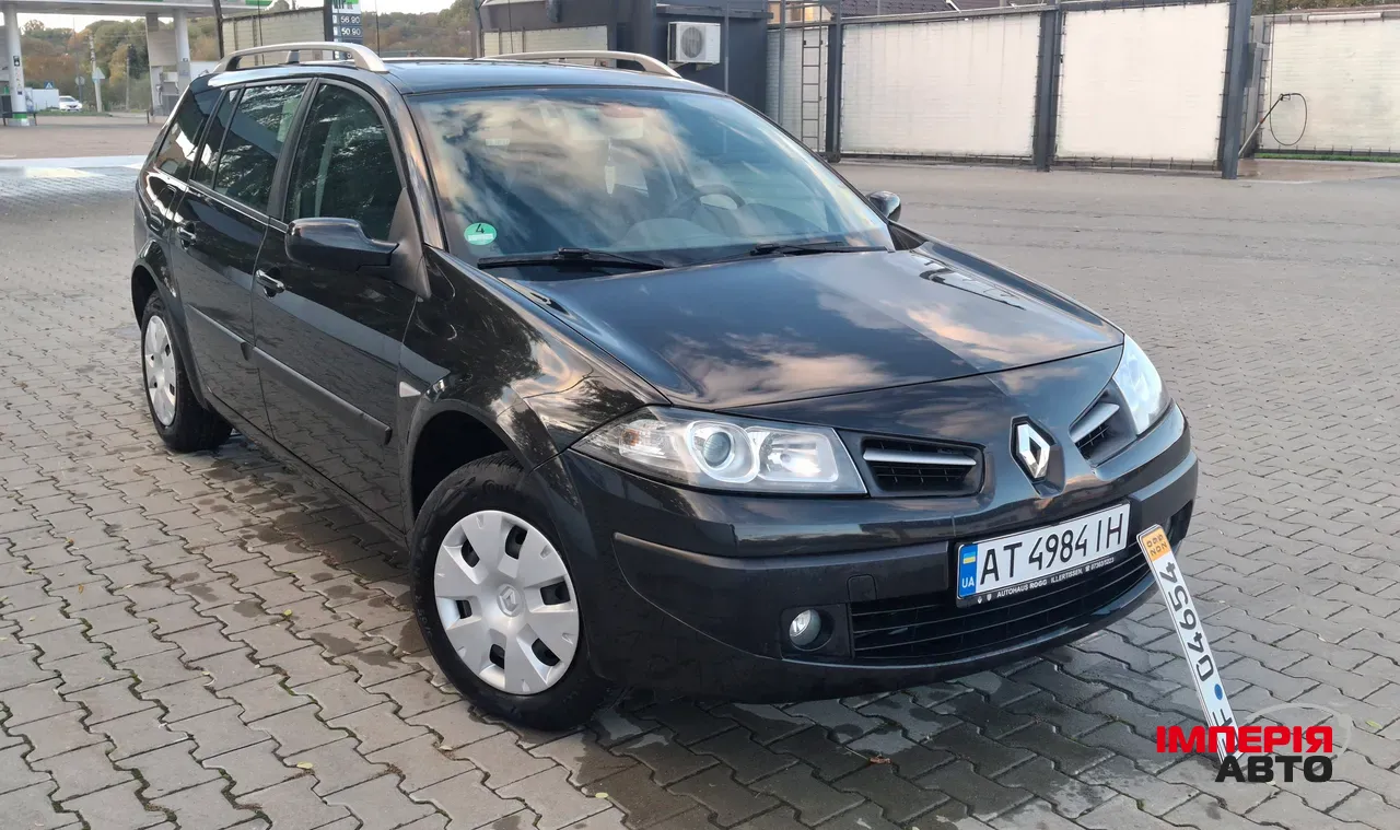 Renault Megane - фото 9