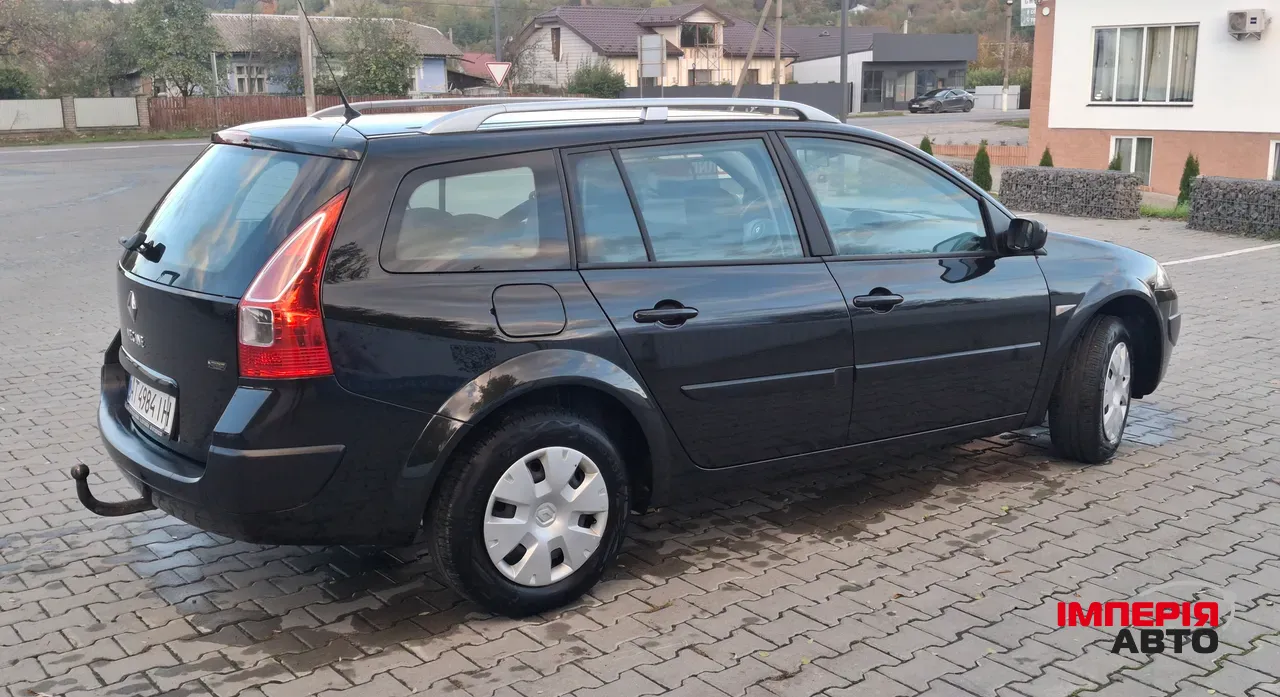 Renault Megane - фото 13