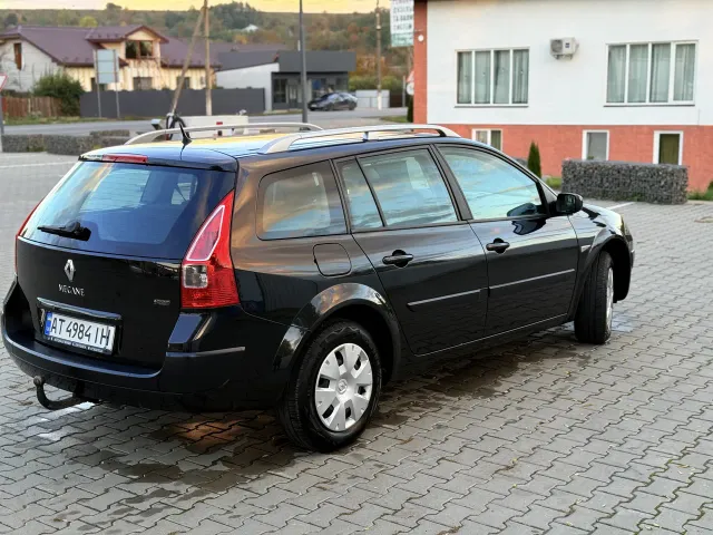 Renault Megane - фото 3