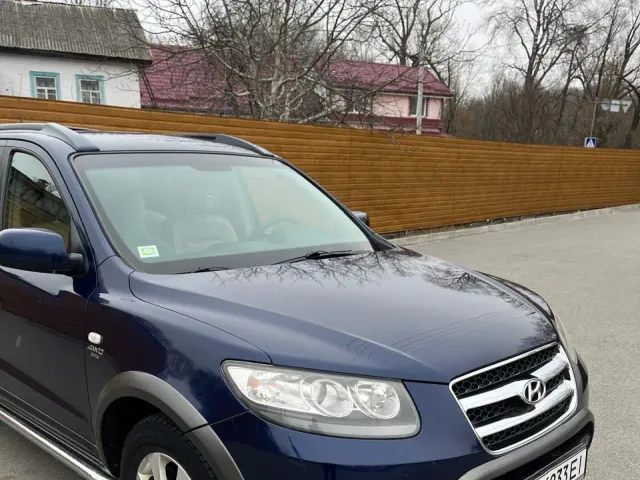 Hyundai Santa Fe - фото 2