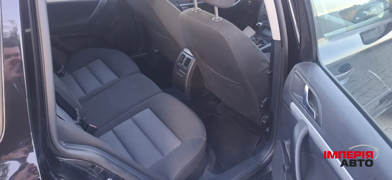 Skoda Octavia - фото 14