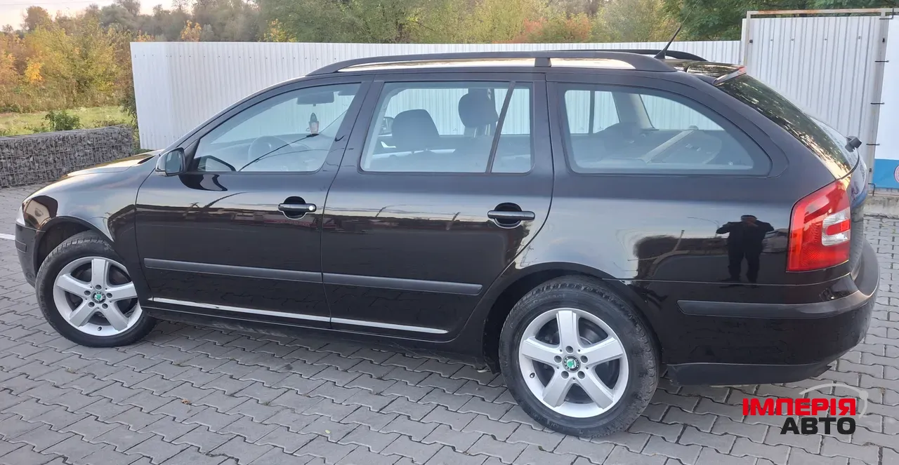 Skoda Octavia - фото 8