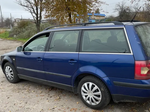 Volkswagen Passat - фото 4