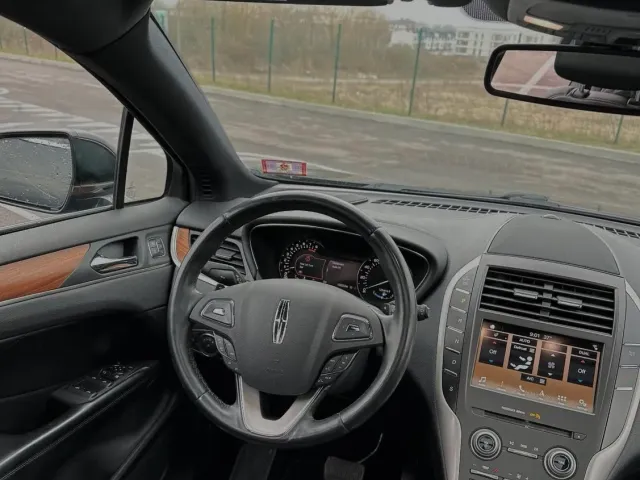 Lincoln MKC - фото 3