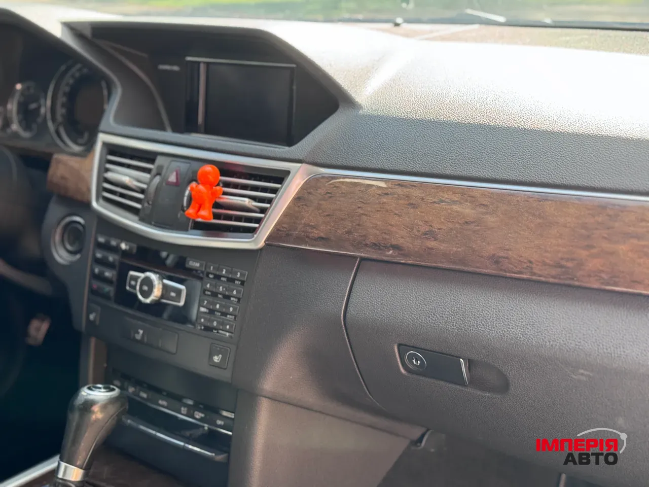 Mercedes-Benz E-Класс - фото 18