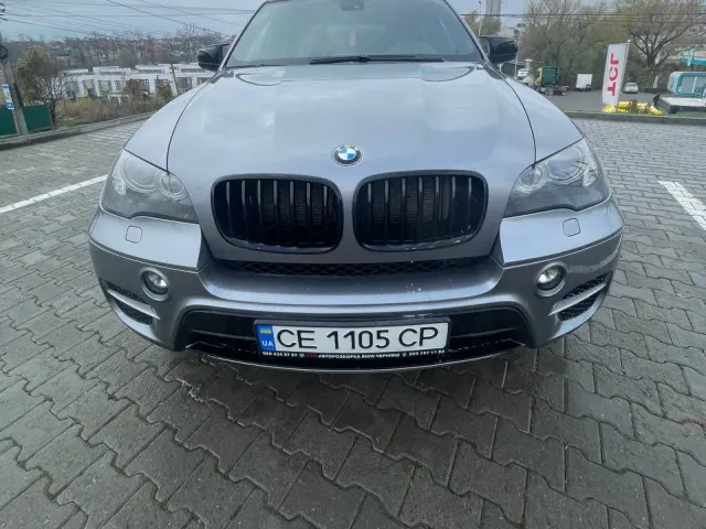 BMW X5 - фото 2