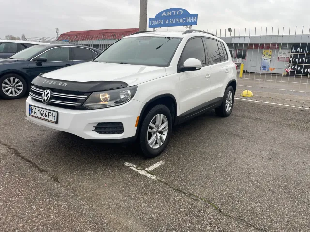 Volkswagen Tiguan - фото 1