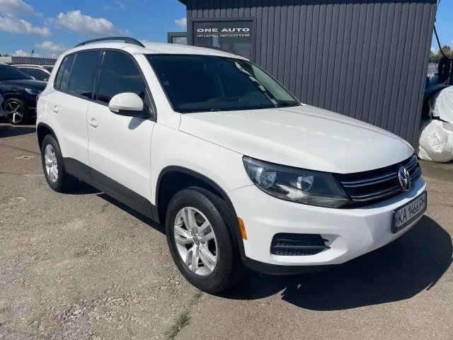 Volkswagen Tiguan - фото 3