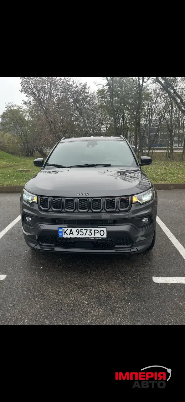 Jeep Compass - фото 1