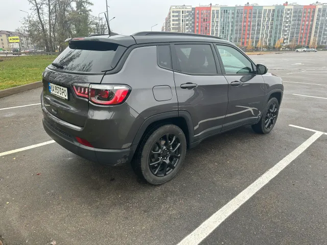 Jeep Compass - фото 4