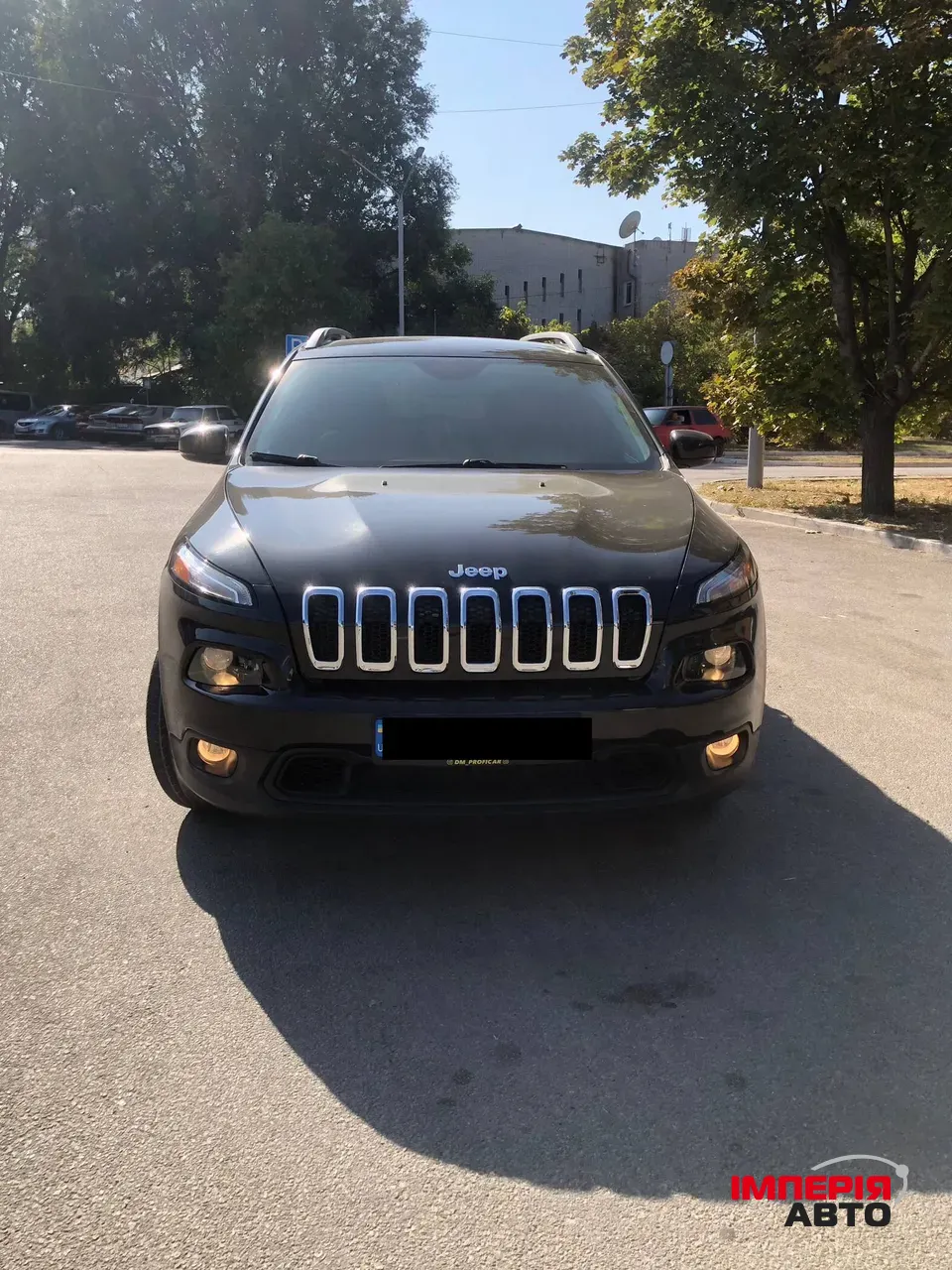 Jeep Cherokee - фото 3