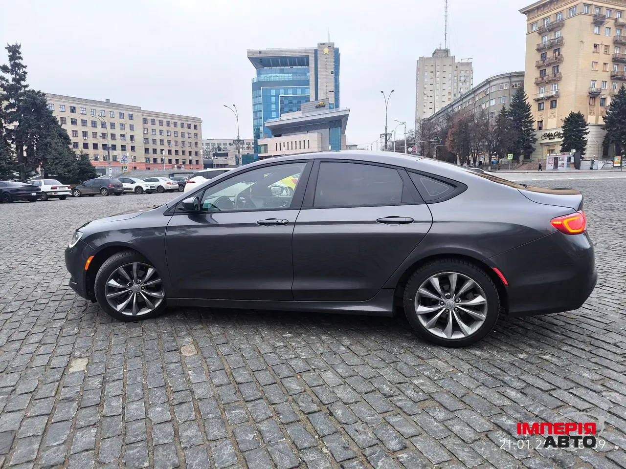 Chrysler 200 - фото 2
