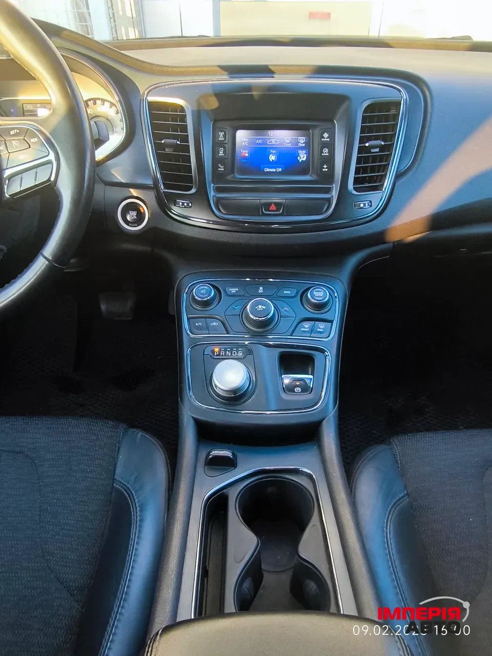 Chrysler 200 - фото 12